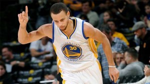 Stephen Curry contributed 20 points to the Warriors' 43-point win over the Nuggets.